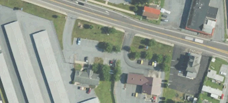 867 Main St
