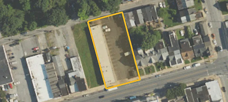 735 Lincoln Hwy