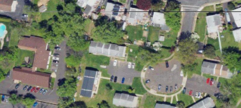 24 Woodland Ave