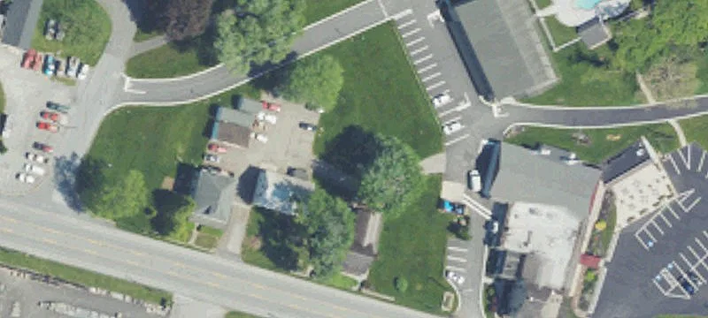 3063 Lincoln E Hwy
