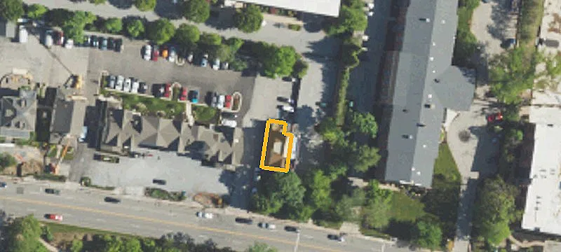 415 Lancaster Ave
