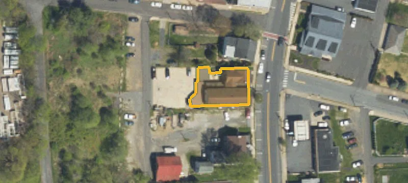 1180 Main St