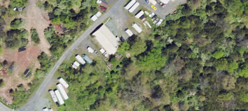 1307 Hendricks Rd