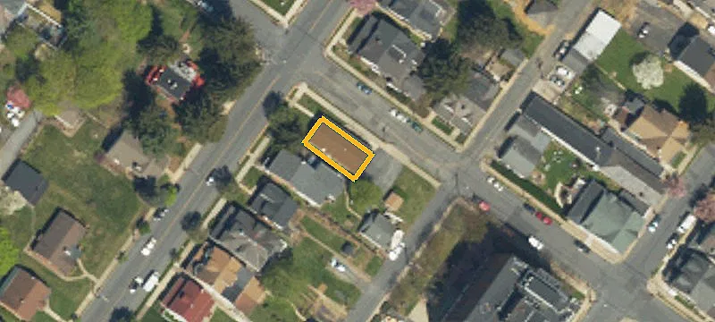 1102-1104 Delaware Ave