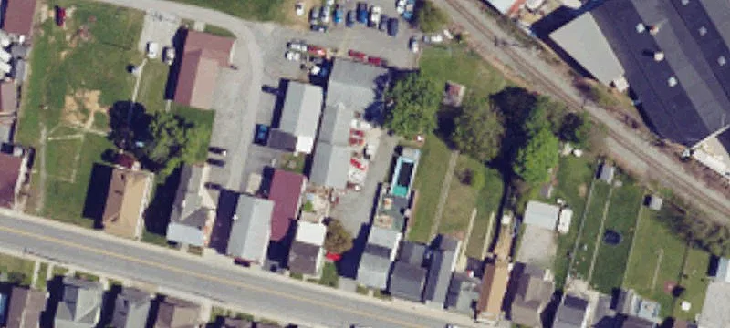 249 3rd St