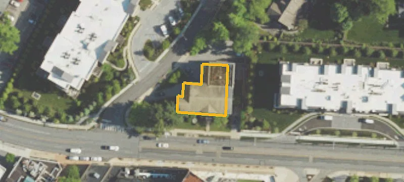 37 Montgomery Ave, Unit G-8