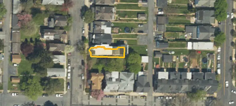 712 4th Ave