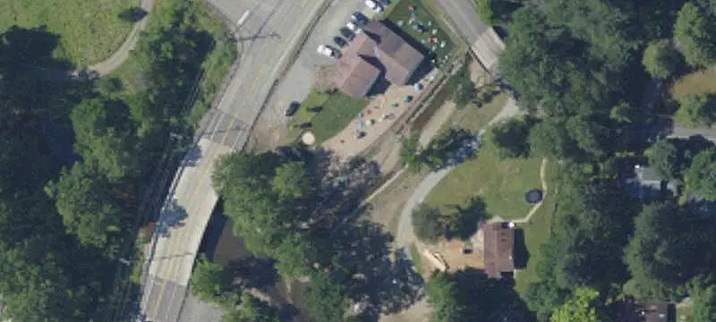 2484 Sample Rd
