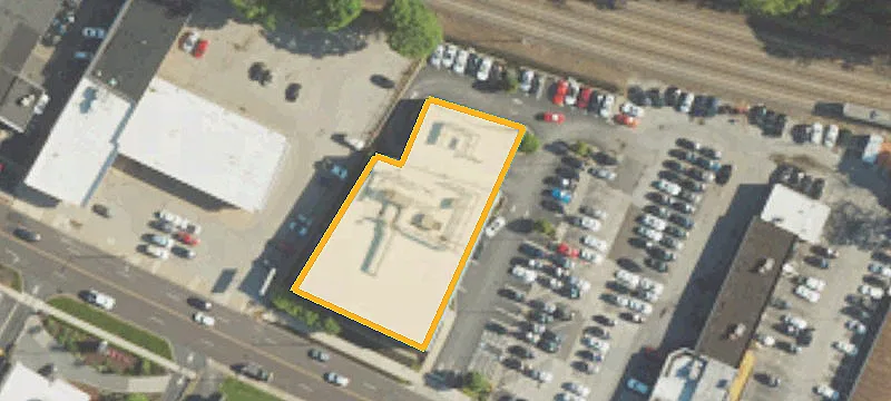 311 Lancaster Ave