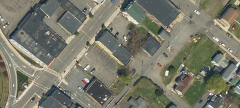 124 Main St