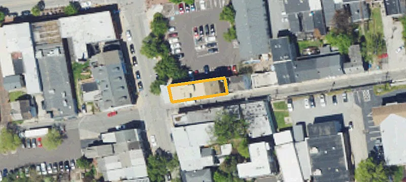 15 Main St