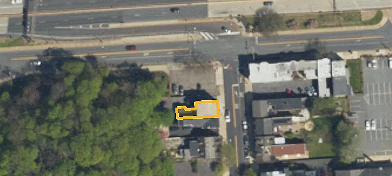 406 Bushkill St