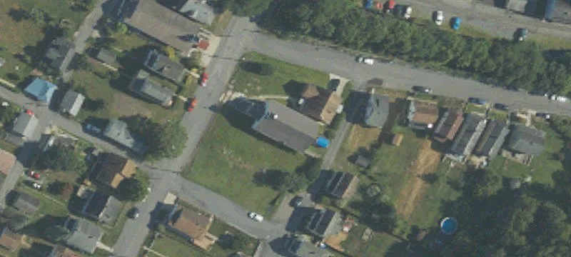 536 Woodland Ave