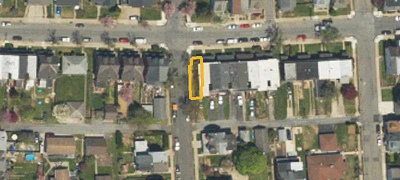 729 Spg St