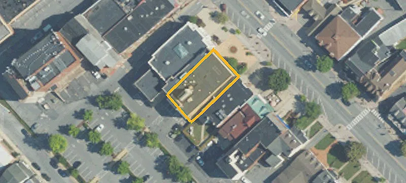 35 Main St