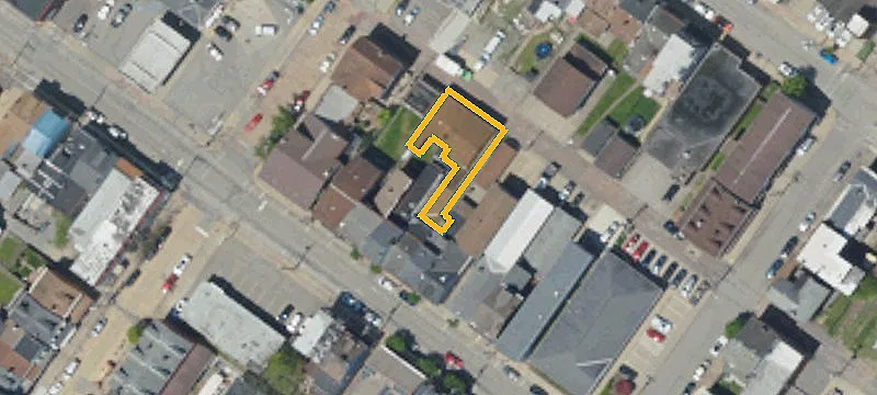 218 Grant Ave