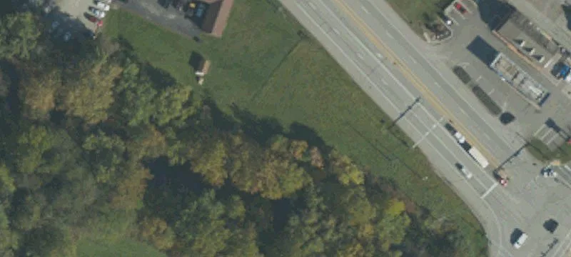 223 Freeman Rd