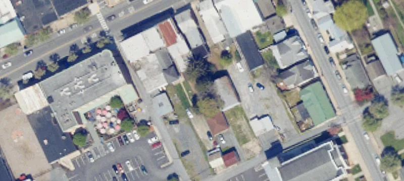 52 King St