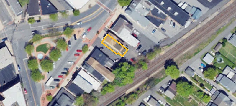 332 Main St