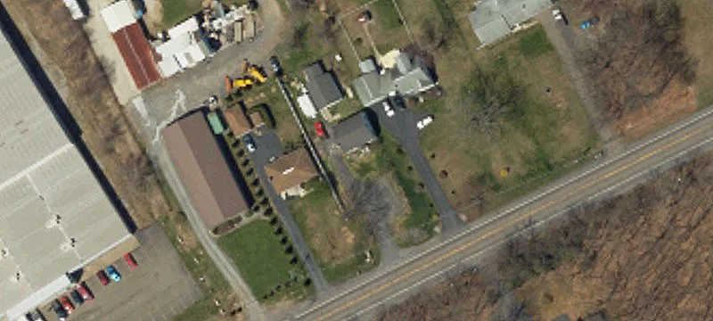 176 Foster Ave
