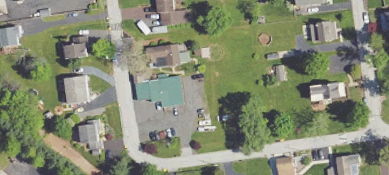 122 Oak St