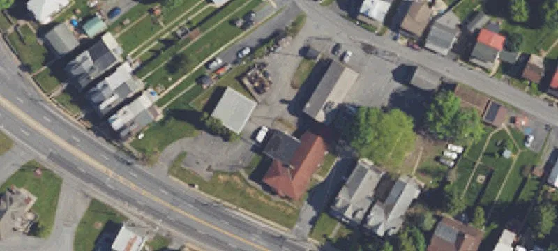 203 Ctr Ave