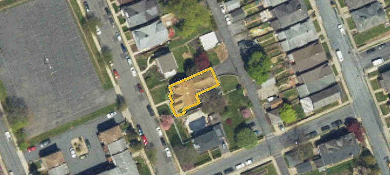 623-625 Greene Ct