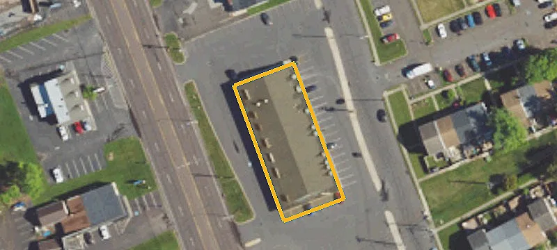 585 End Blvd