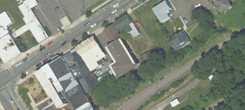 122 Frnt St