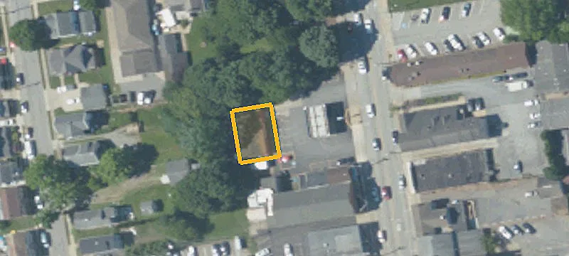 129 Main St