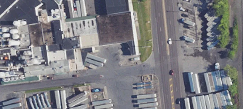 3300 Ctr Ave