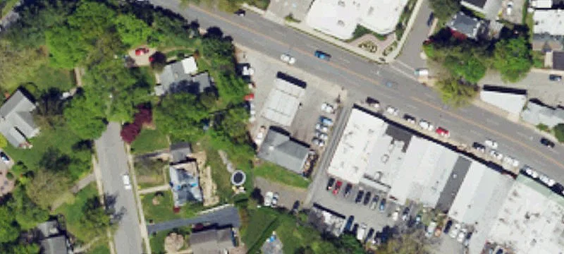 380 Montgomery Ave