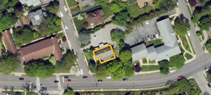 19 Montgomery Ave