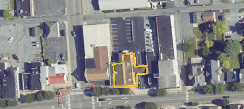 12 Main St