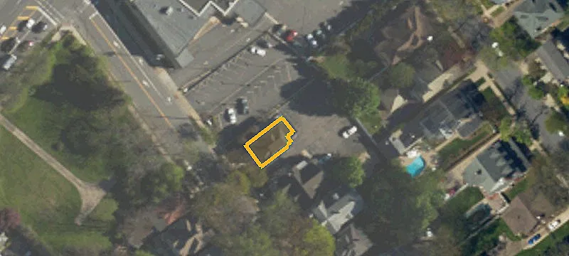 22 Pierce St