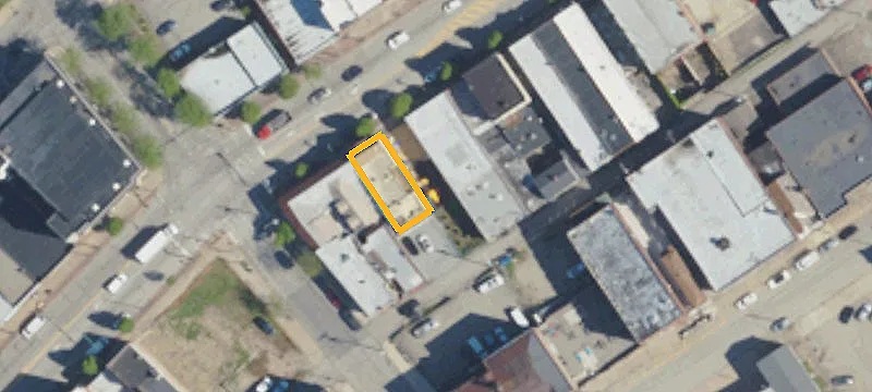 210 8th Ave