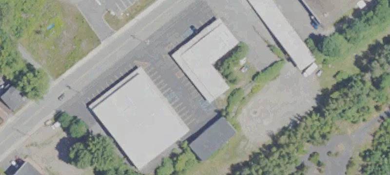 1332 Main St