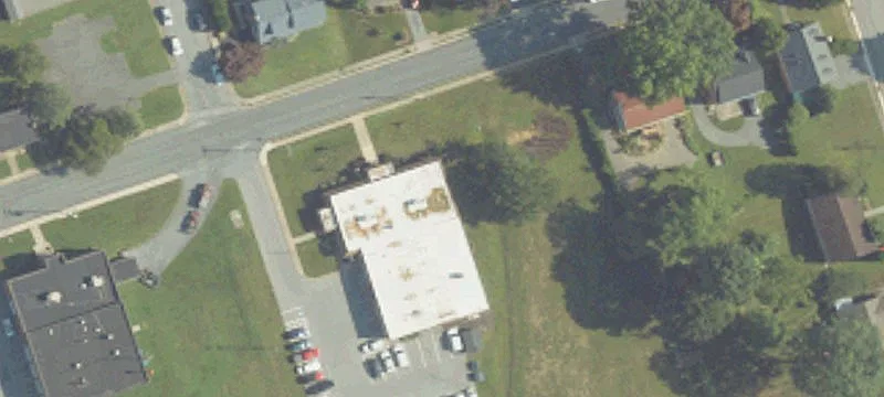 100 Charlotte St