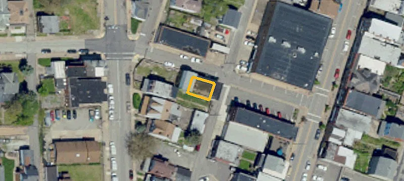 11 Charles St