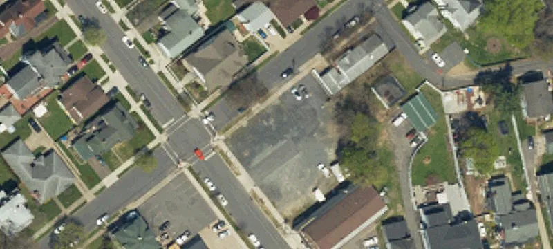 48 Luzerne Ave