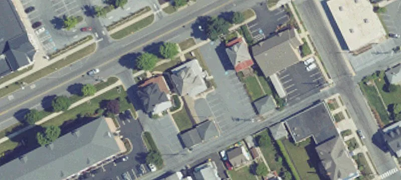 320 Chocolate Ave