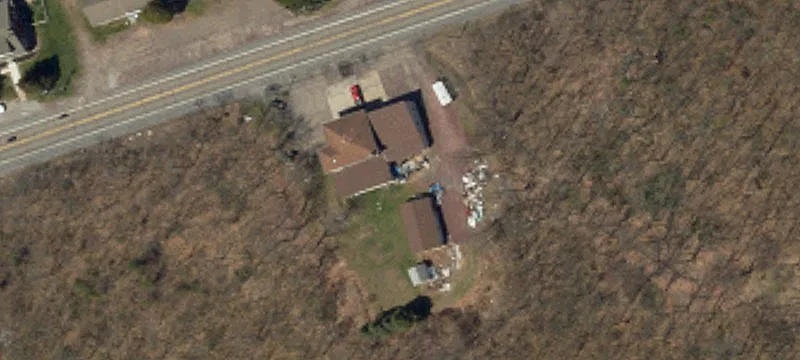 73 Foster Ave