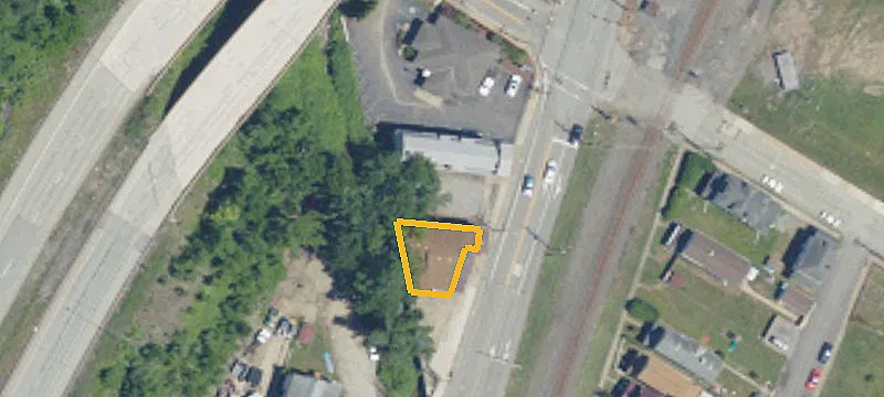 1049 Freeport Rd