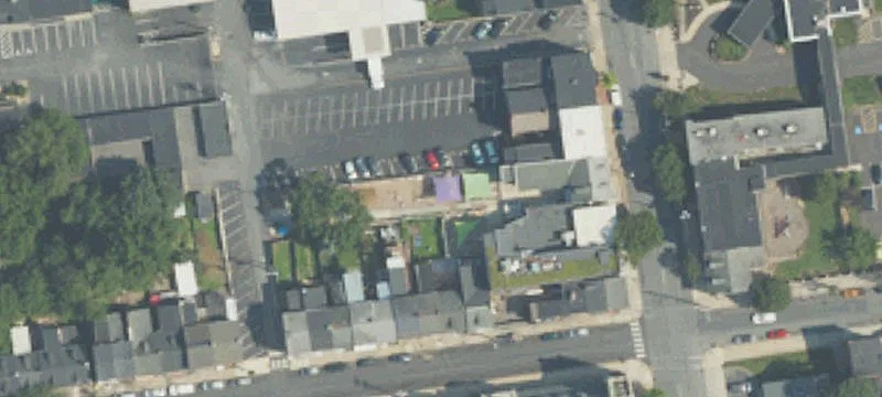 146 Queen St