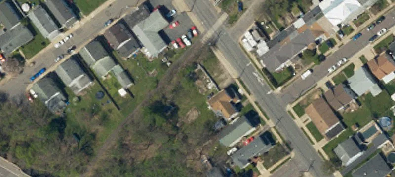 166 Bennett St