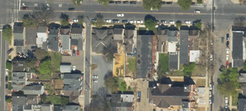 126 Broad St