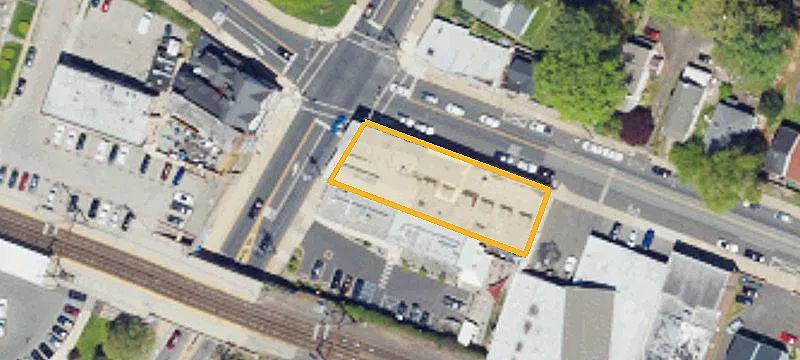 5 Easton Rd