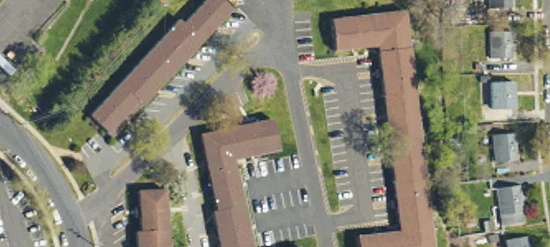 371 Plz Blvd