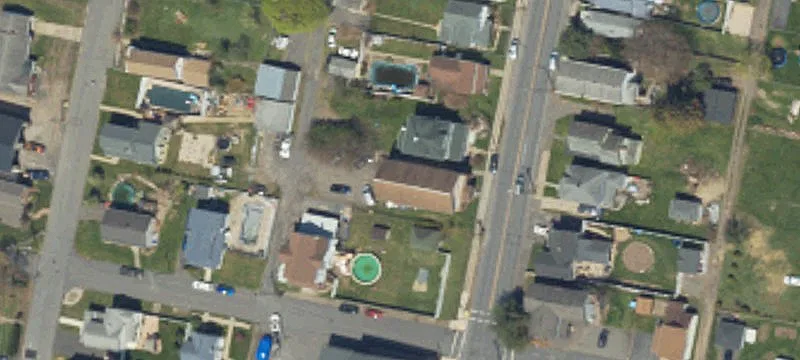1207 Main St