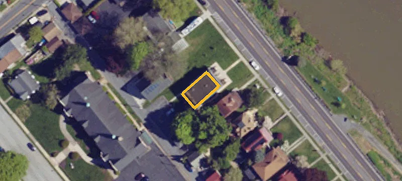 322 Frnt St